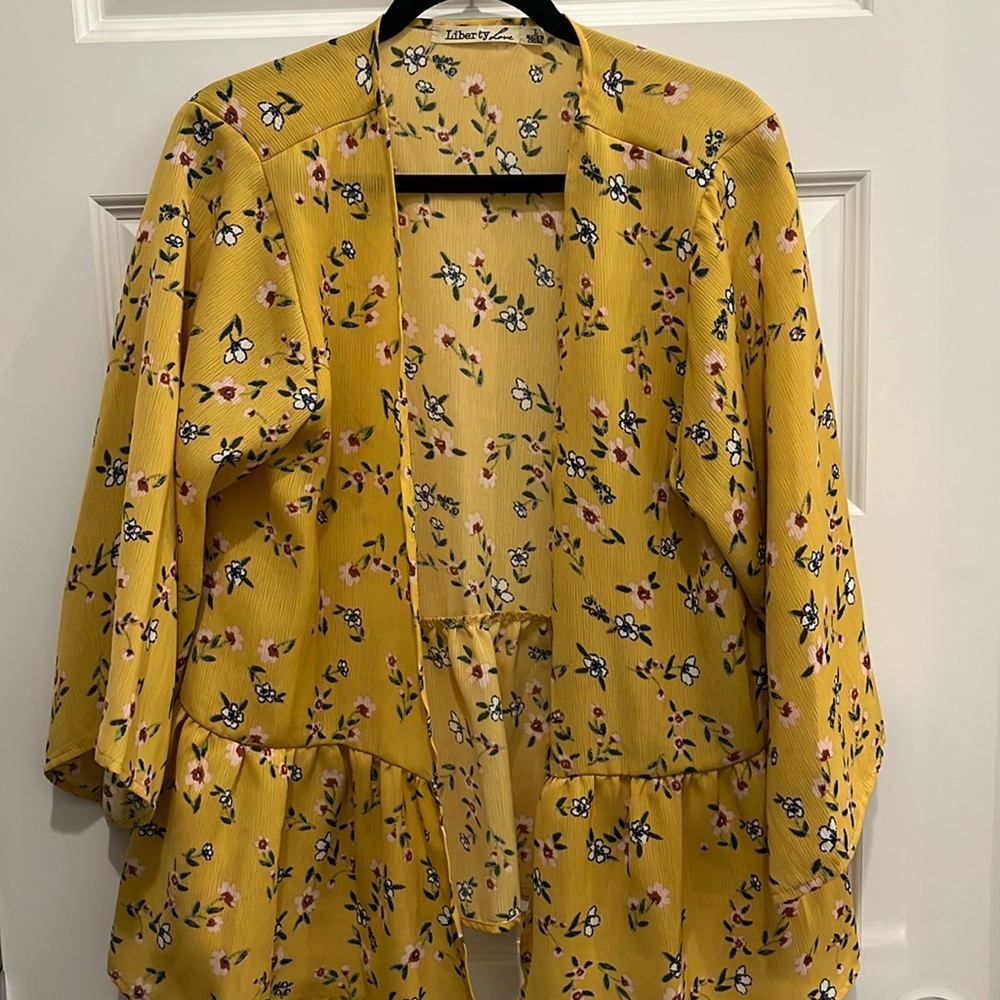 Liberty Love Kimono Vibrant Yellow Floral Women’s size L